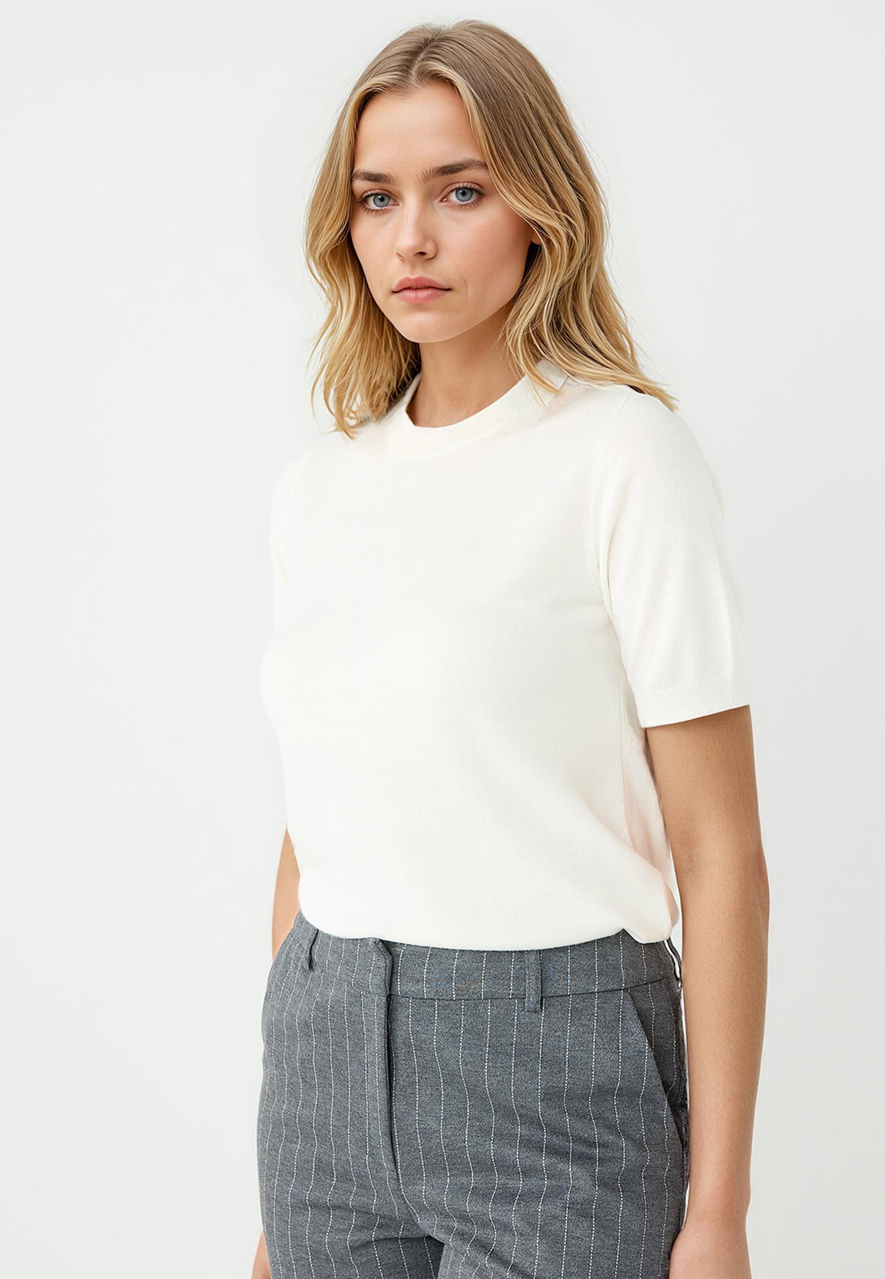 Round Neck Short-Sleeved Wool-Blend Knit Sweater