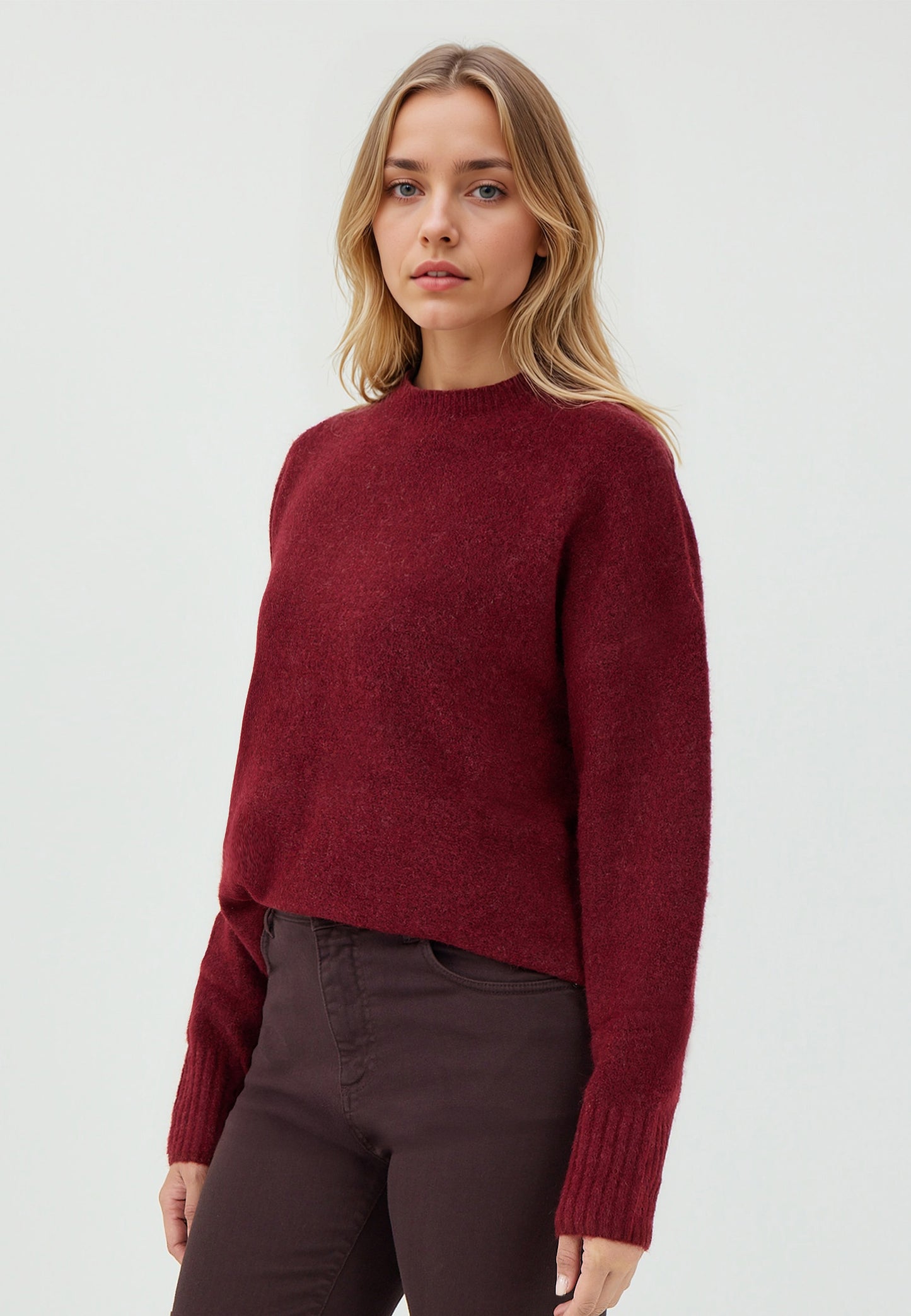 Loose Fit Crew Neck Burgundy Tricot Pullover