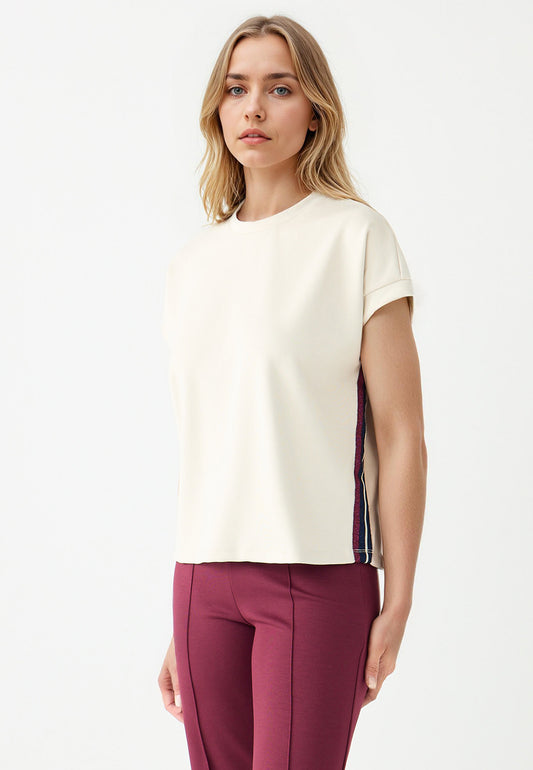 Short-Sleeve Crew Neck Stripe Detail Knit T-Shirt