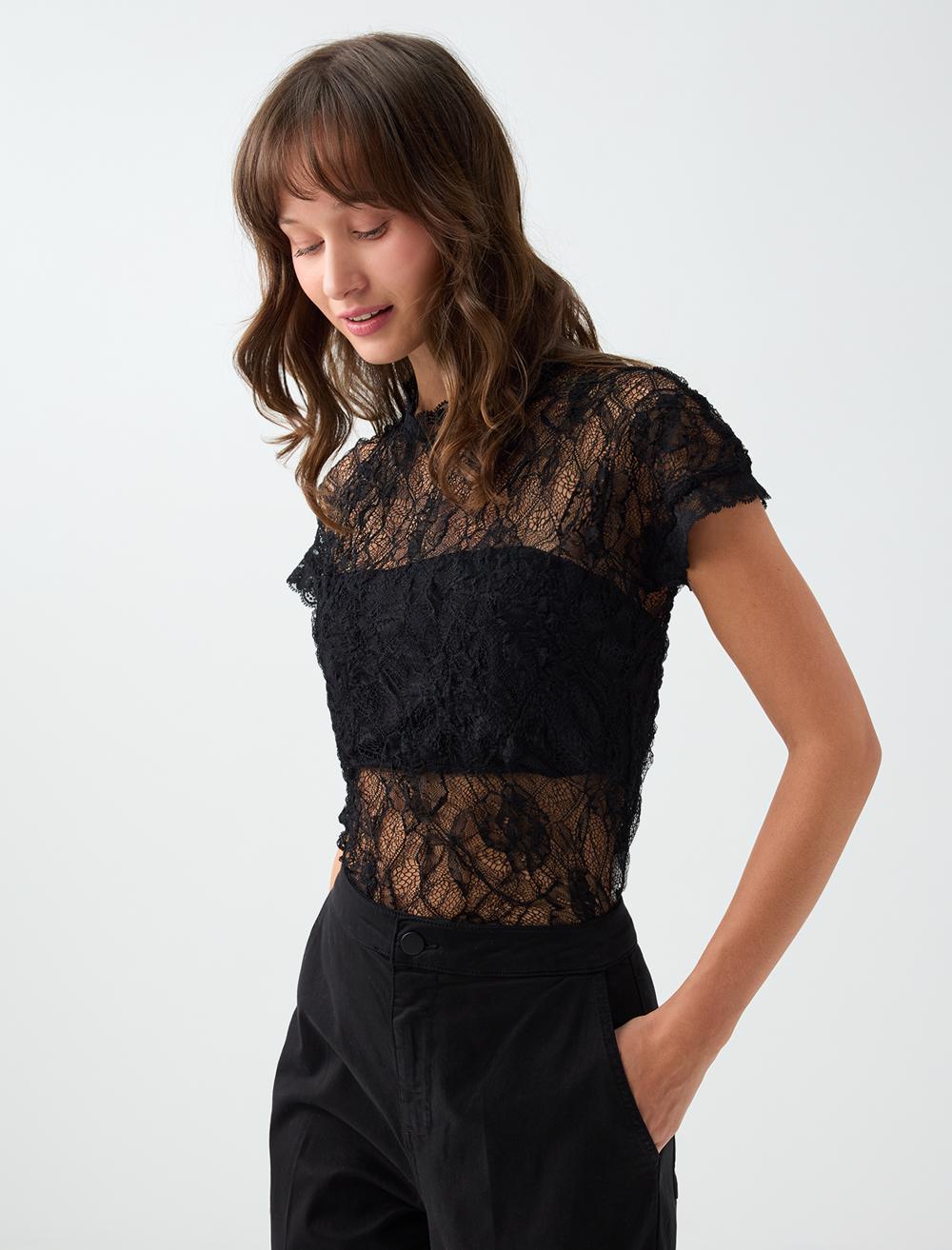Crew Neck Blouse - Black