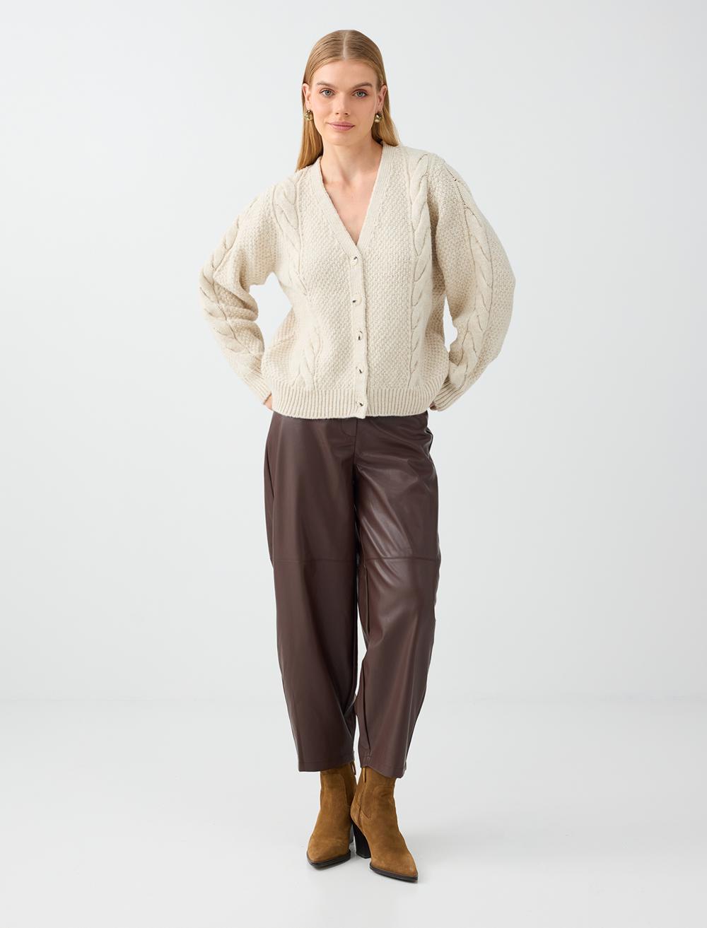 Loose Fit V-neck Cardigan - White