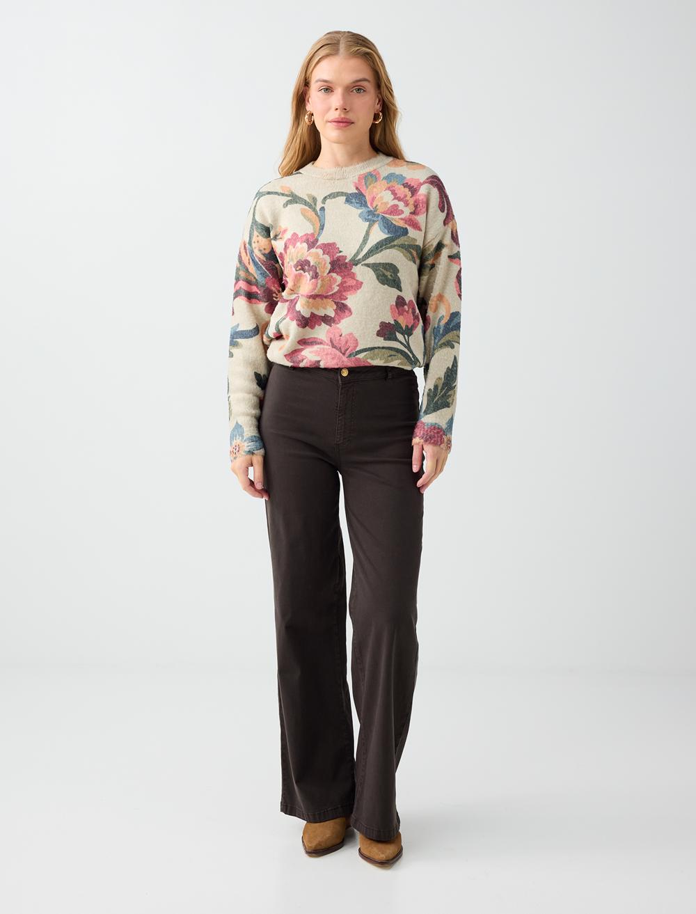 Crew Neck Pullover - Ecru