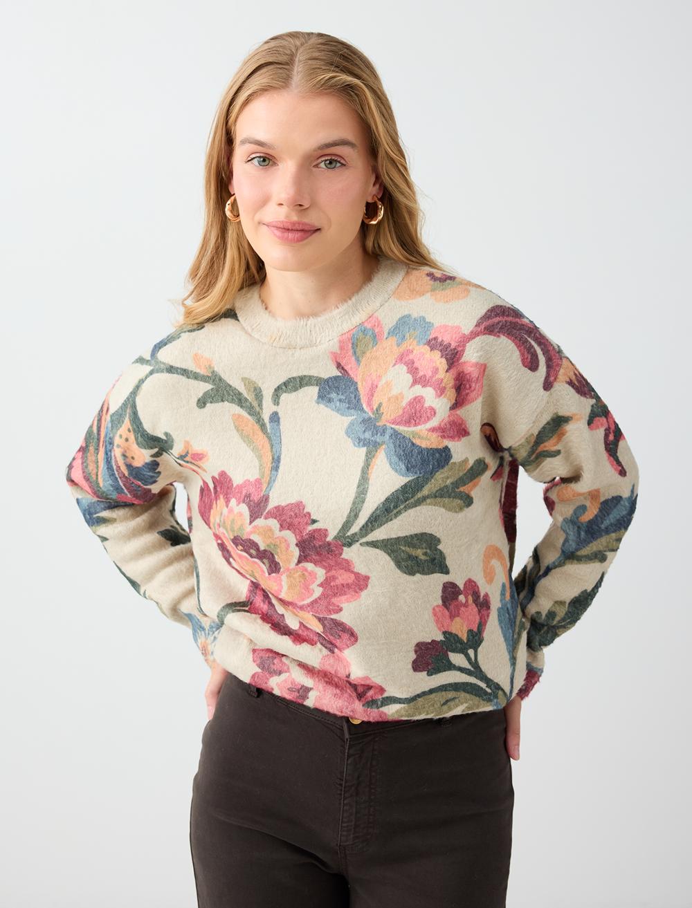 Crew Neck Pullover - Ecru