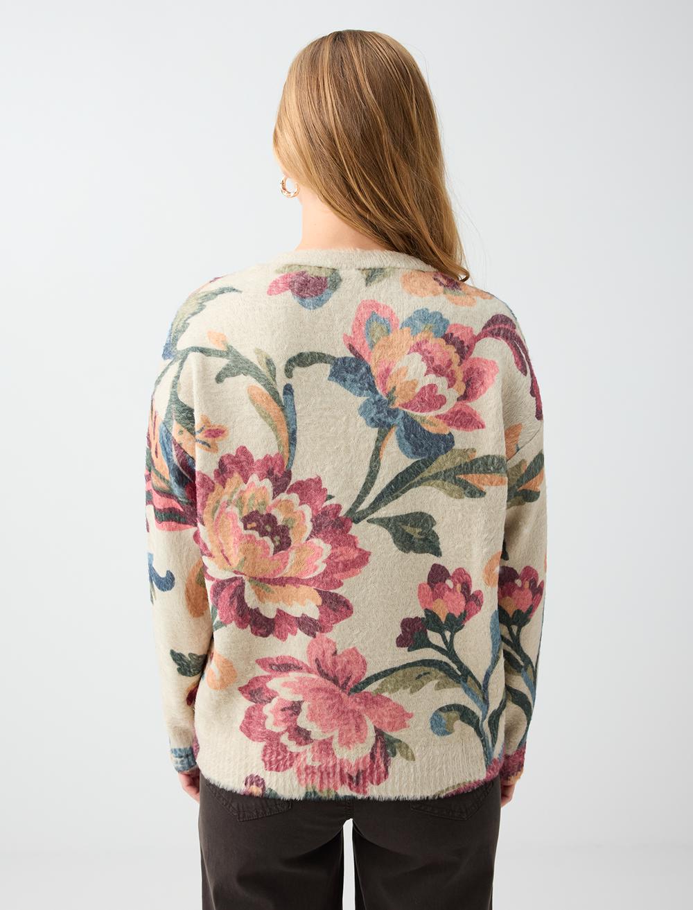 Crew Neck Pullover - Ecru