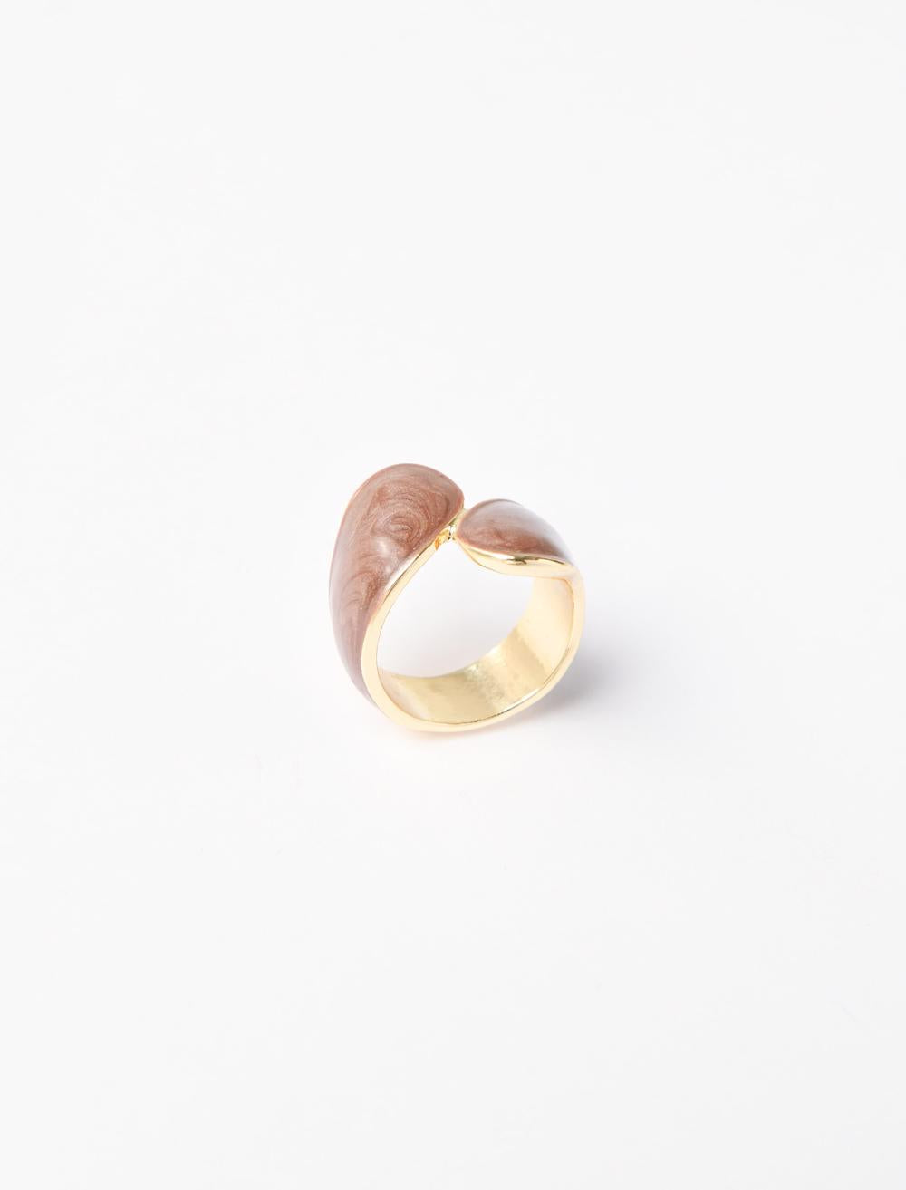 Asymmetrical Patterned Ring