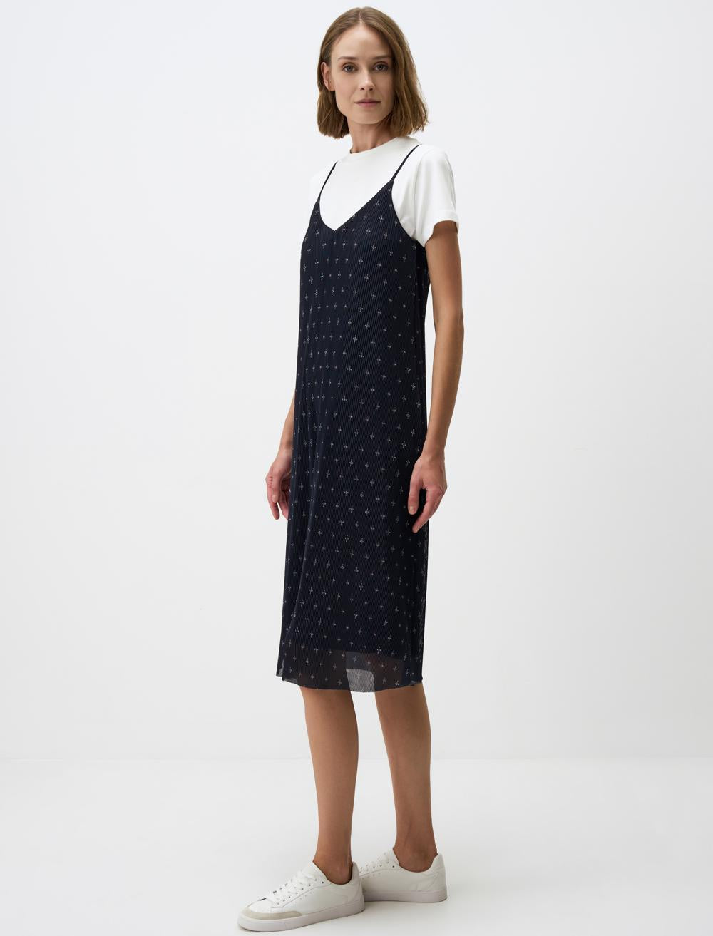 Strappy V-Neck Patterned Mesh Midi Dress