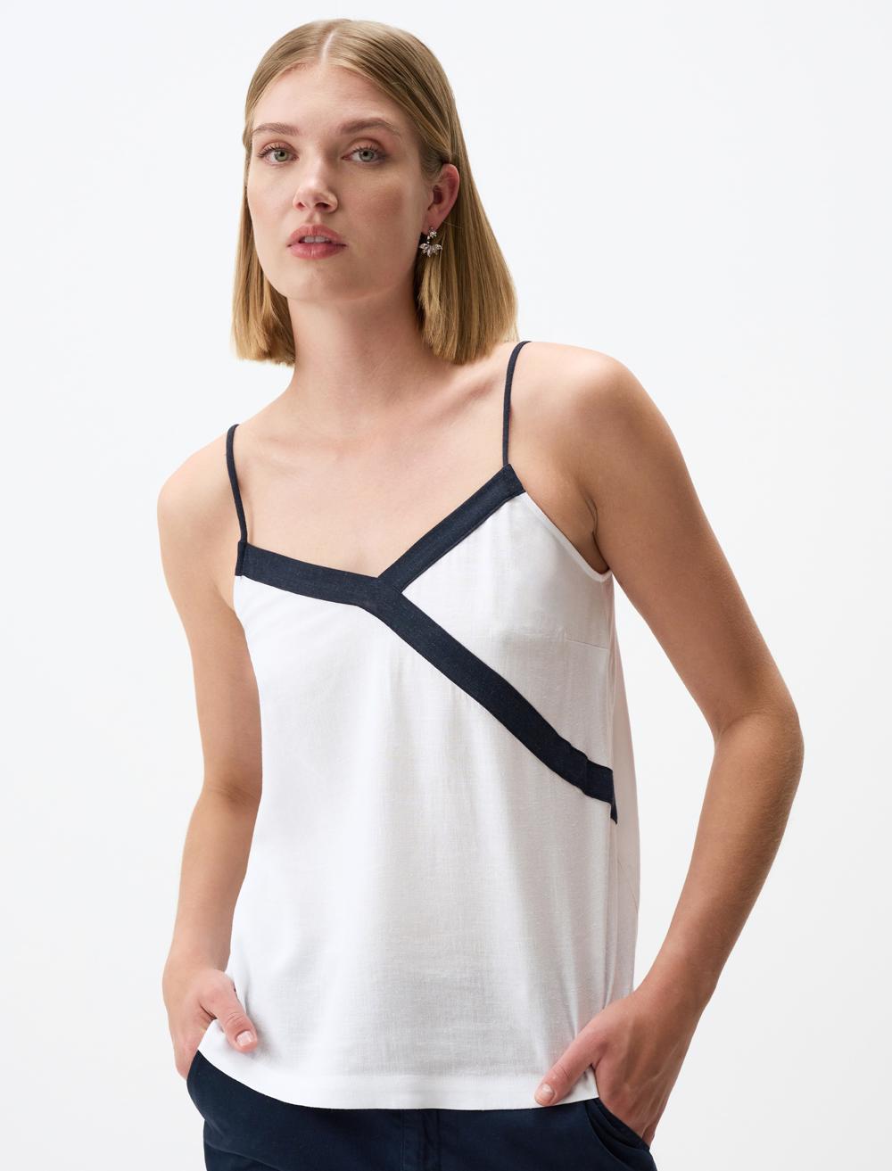 Slim Fit V-Neck Spaghetti Straps-Sleeve Blouse - 24SB044016