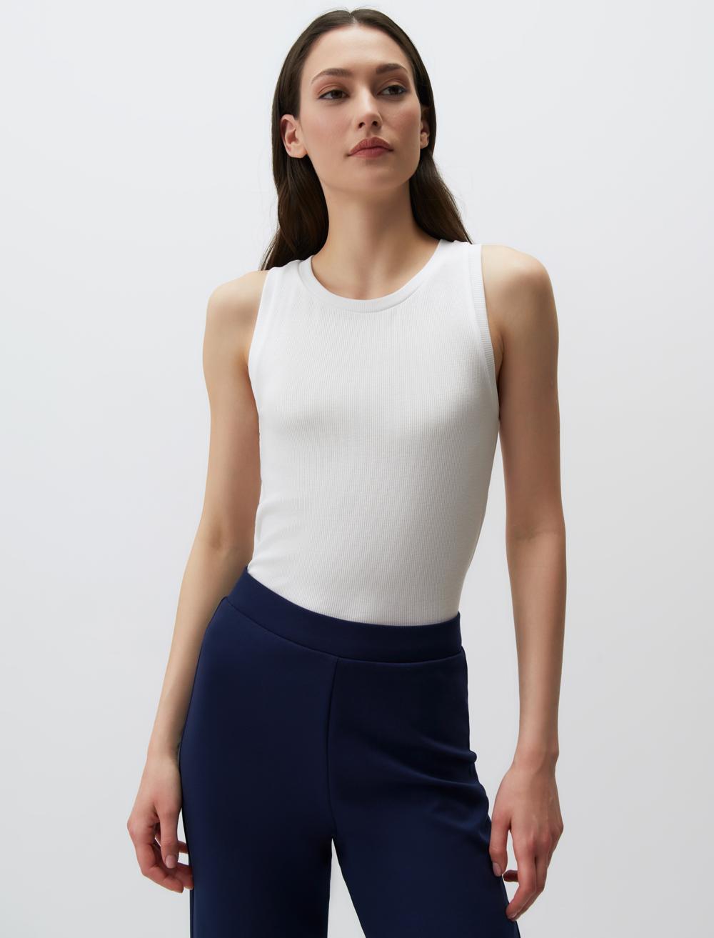 Sleeveless Crew Neck Jersey Top - 24SALARA