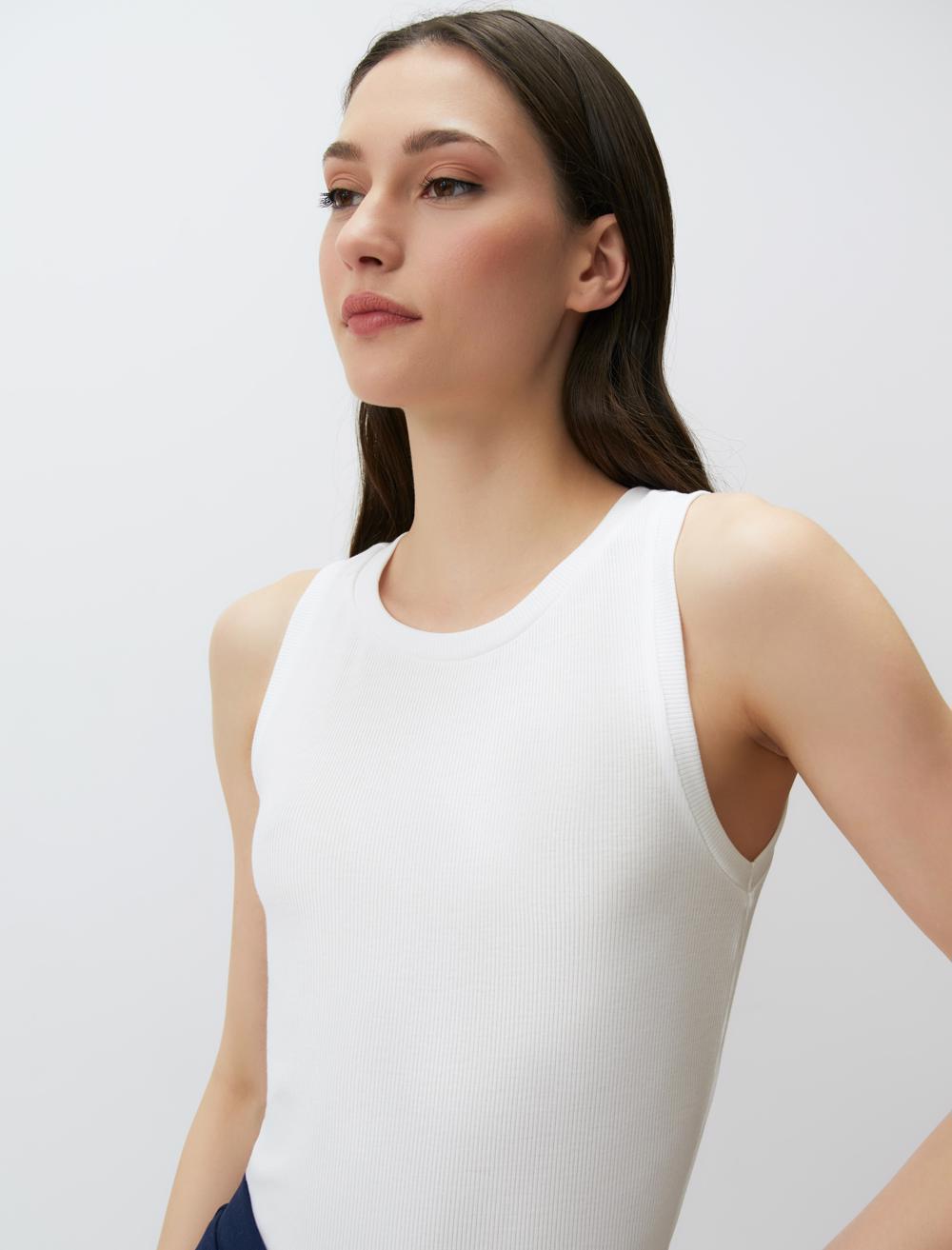 Sleeveless Crew Neck Jersey Top - 24SALARA