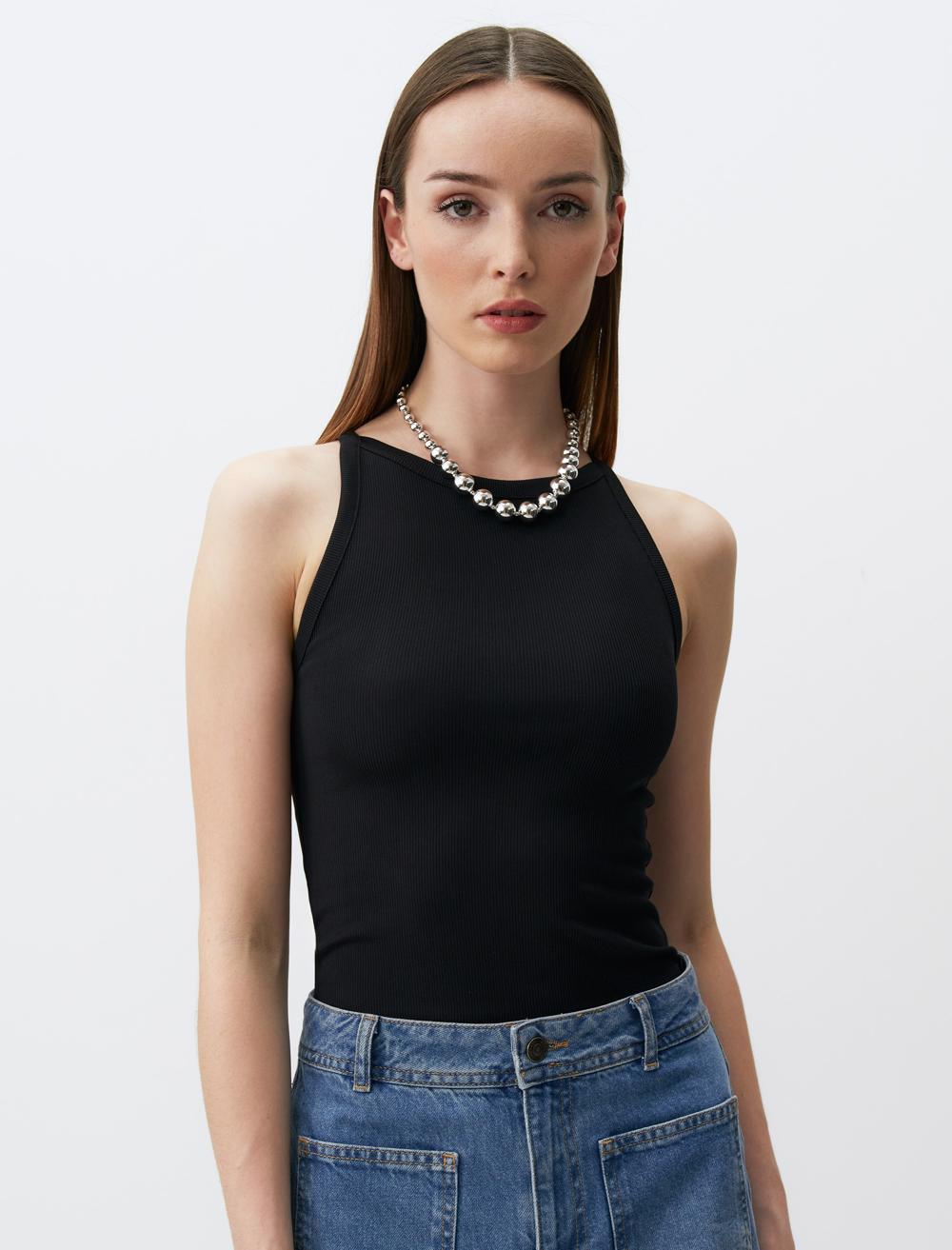 Slim Fit Halter Neck Basic Top - 24SRIBATTI