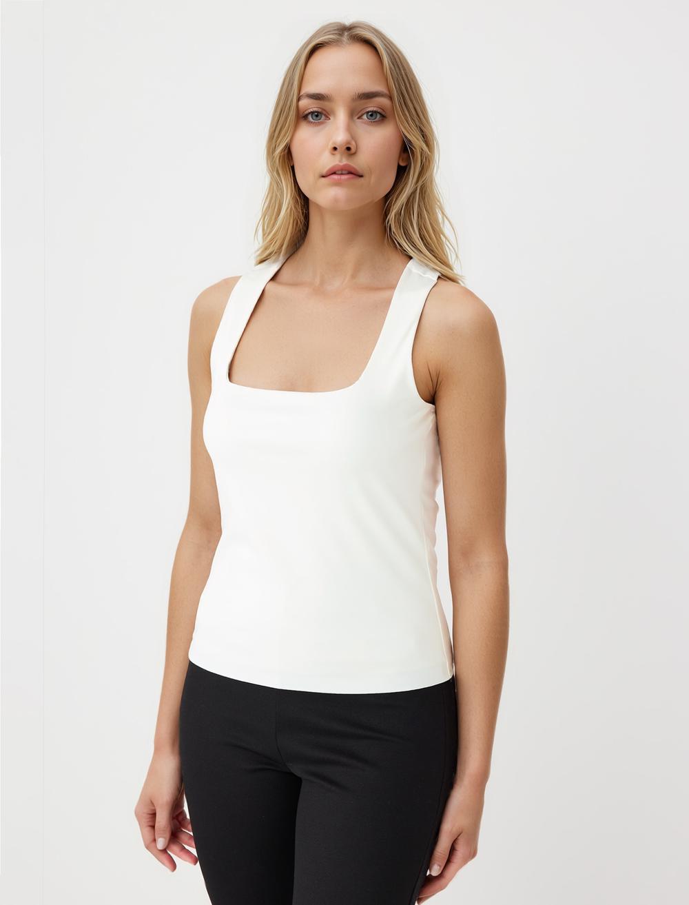 Slim Fit Square Neck Spaghetti Straps-Sleeve Singlet - Ecru - 5WW015900114