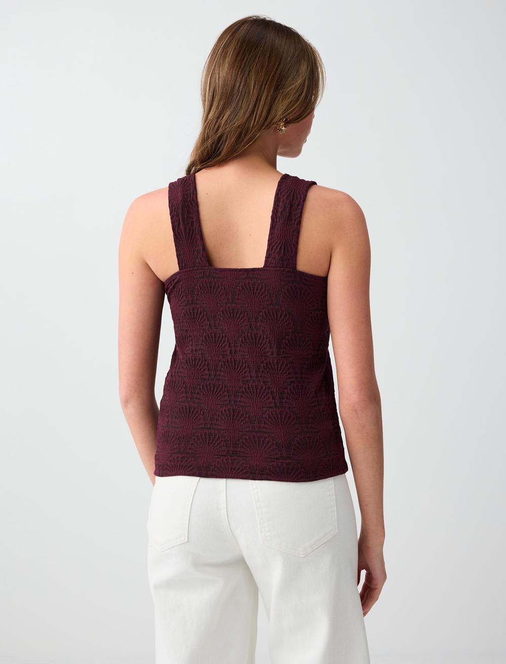 Slim Fit Spaghetti Strap Singlet - Burgundy - 6SW017093562