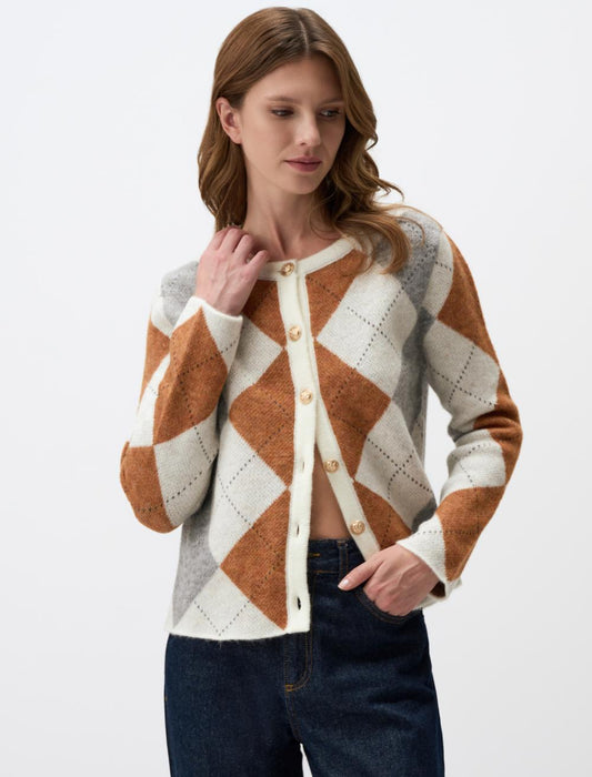 Diamond Patterned Narrow Cut Sweater Cardigan