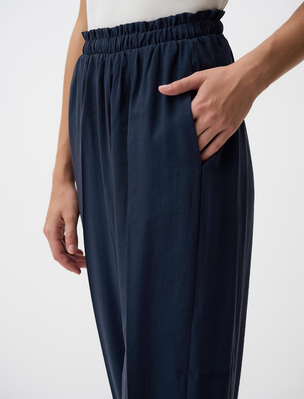 Elastic Waist Narrow Leg Pants with Pockets - Dark Blue - 4WW311529494