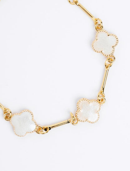 Clover Figured Stone Detailed Adjustable Bracelet