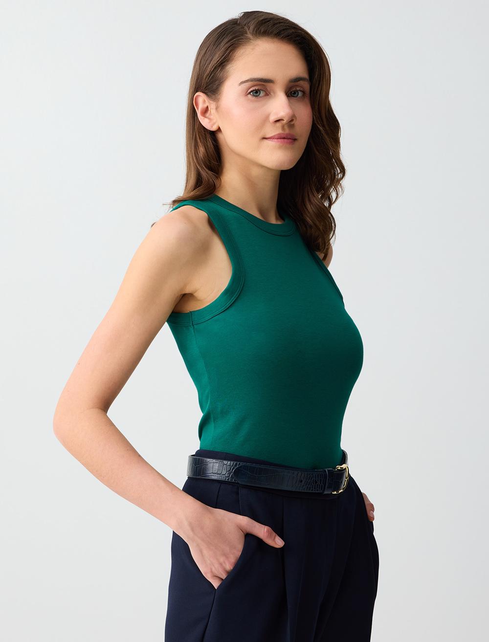 Slim Fit Crew Neck Singlet - Dark Green - 6SW016075320