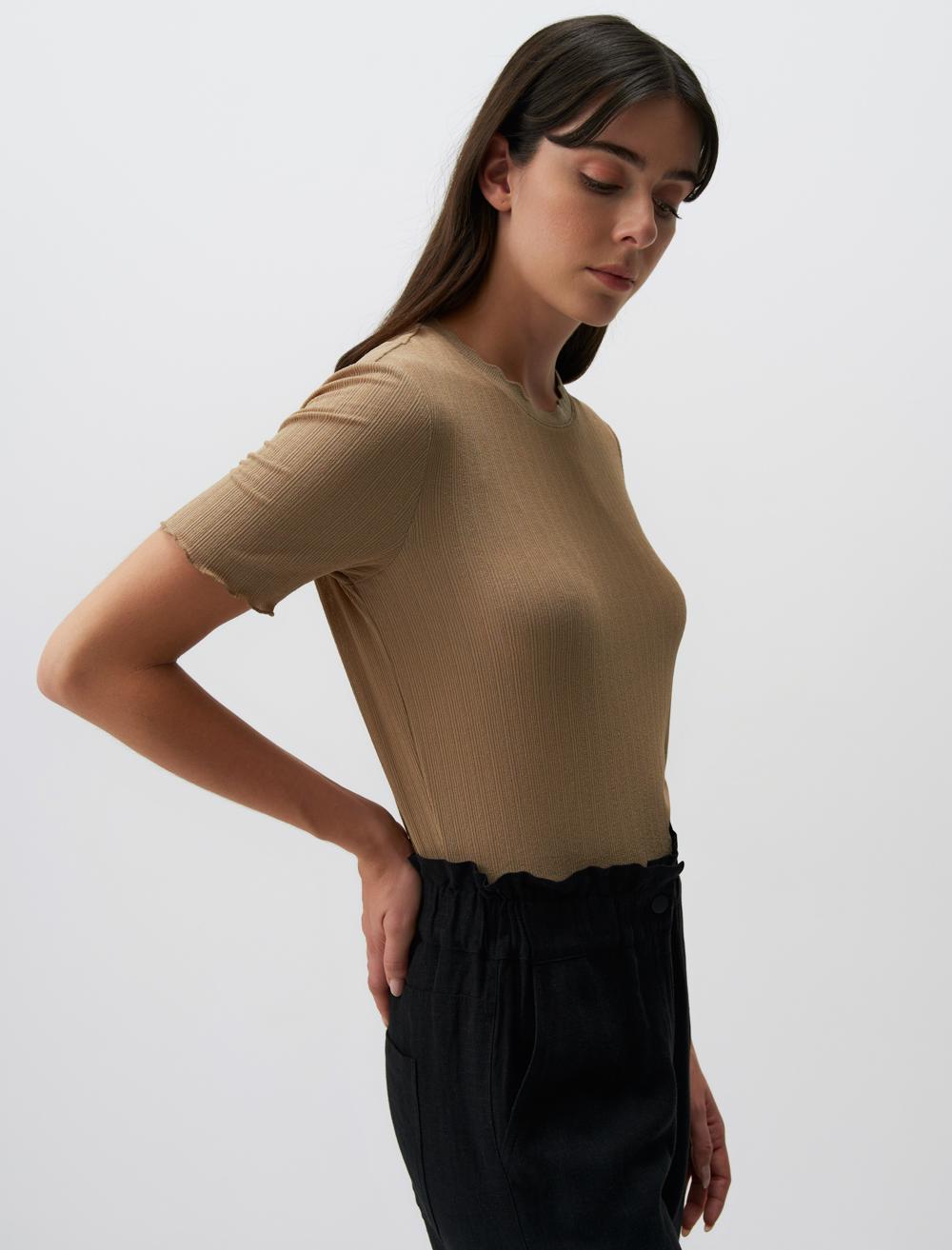 Crew Neck Straight Fit Short Sleeved Jersey Blouse - 24SB020018