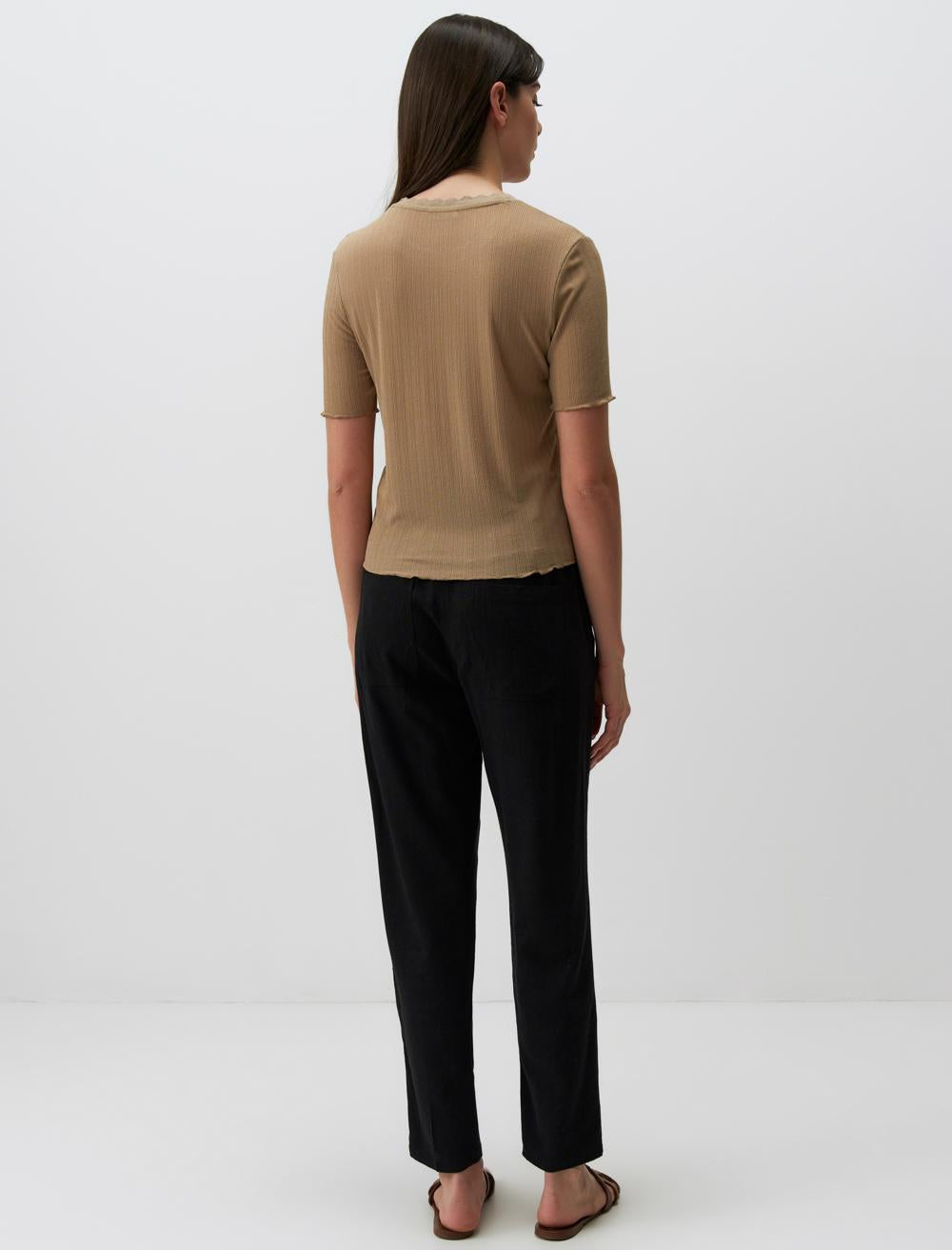 Crew Neck Straight Fit Short Sleeved Jersey Blouse - 24SB020018