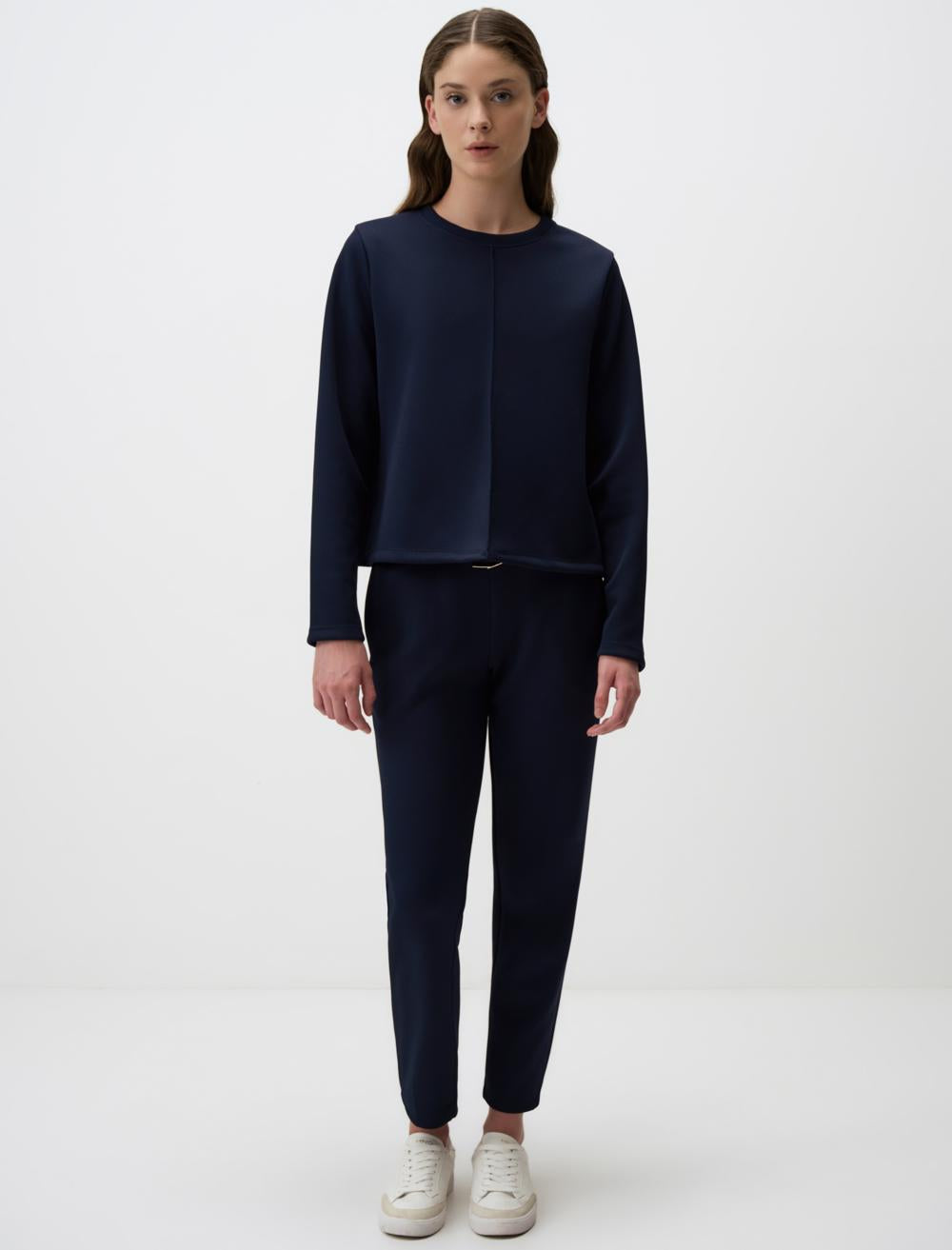 Crew Neck Short Basic Sweatshirt