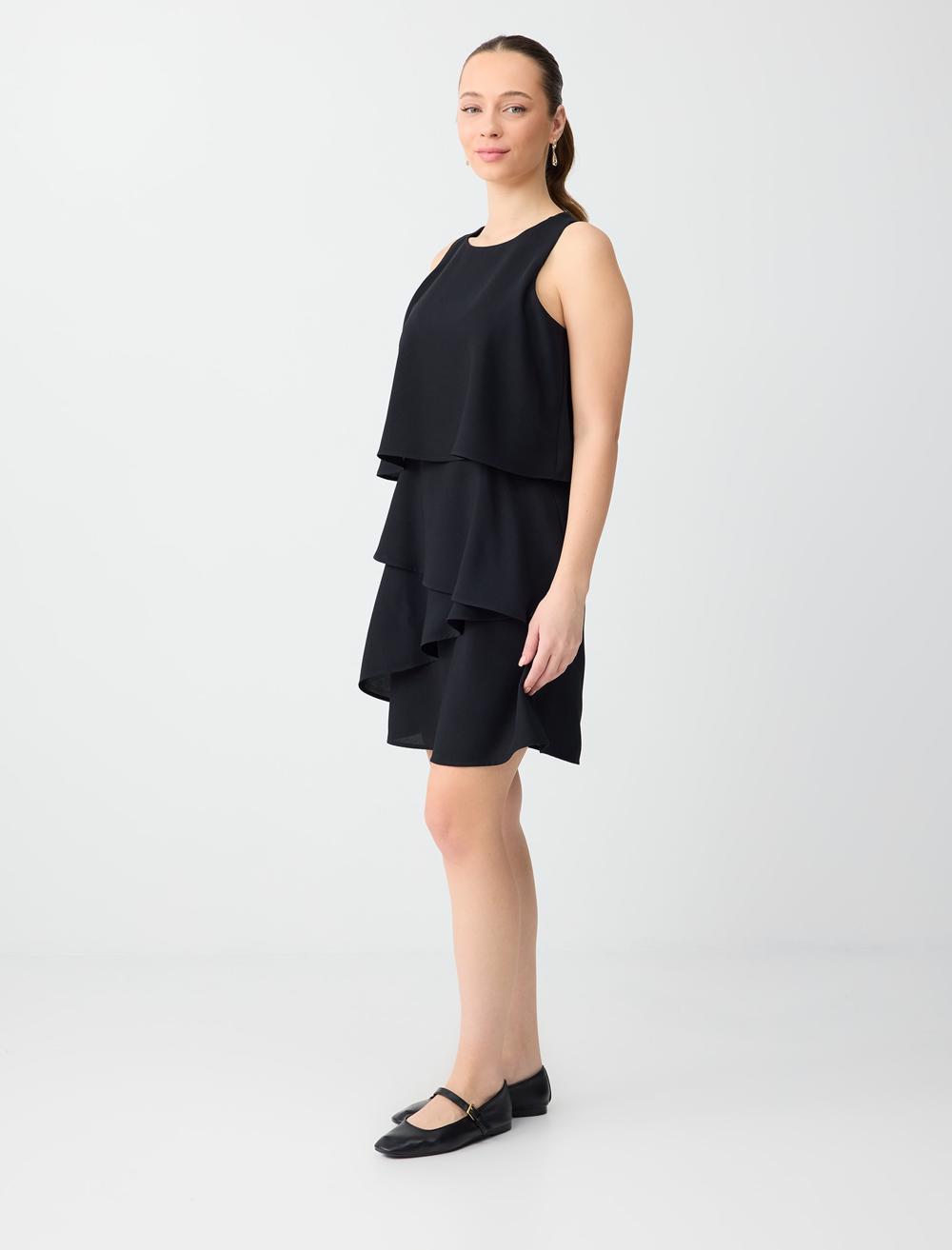 Normal Fit Crew Neck Sleeveless Dress - Black - 6SW066673900