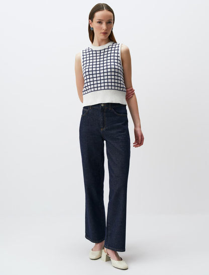 Crew Neck Sleeveless Plaid Patterned Sweater