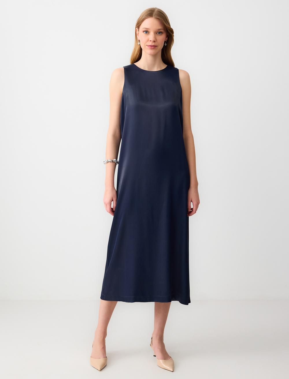 Crew Neck Sleeveless-Sleeve Dress