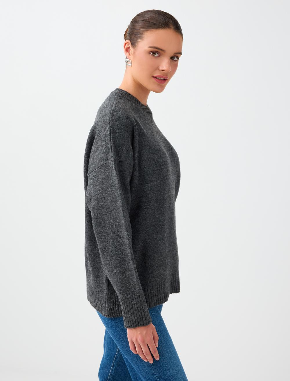 Loose Fit Crew Neck Pullover - Grey