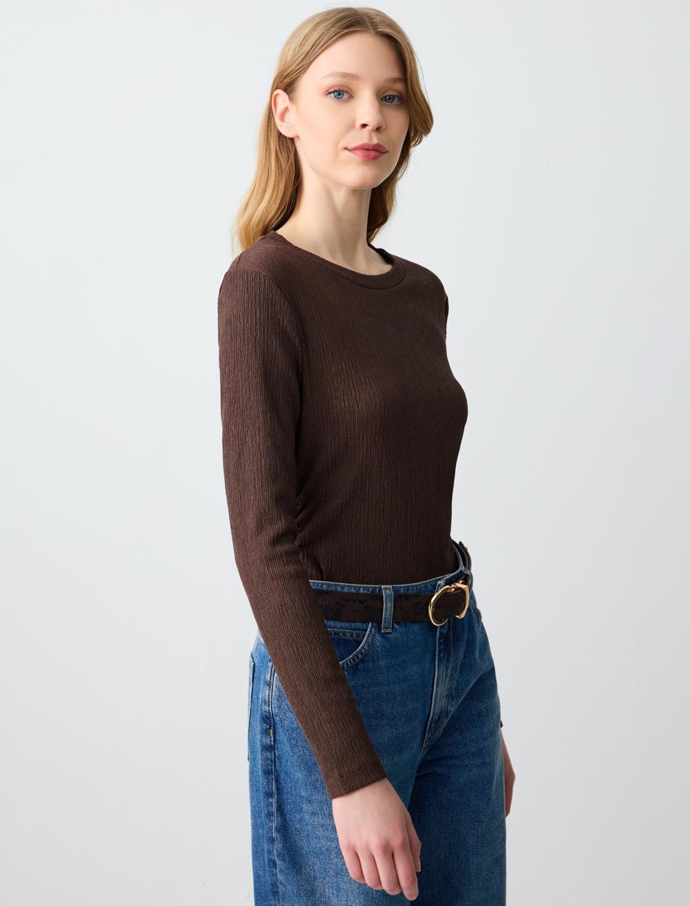 Crew Neck Long-Sleeve Blouse - Bitter Brown - 5SW033340803