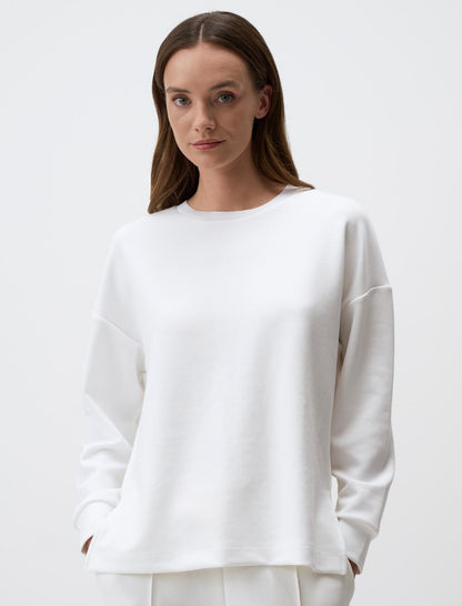 Crew Neck Long Sleeved Oversized Sweatshirt