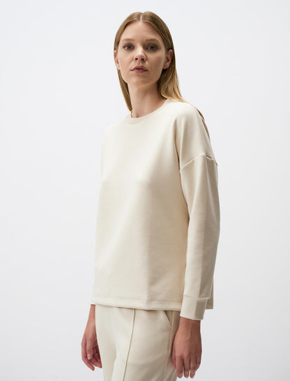 Crew Neck Long Sleeved Oversized Sweatshirt