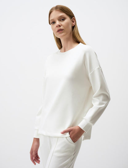 Crew Neck Long Sleeved Oversized Sweatshirt