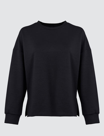 Crew Neck Long Sleeved Oversized Sweatshirt