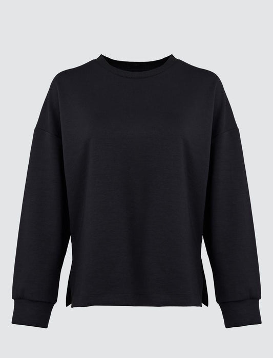 Crew Neck Long Sleeved Oversized Sweatshirt