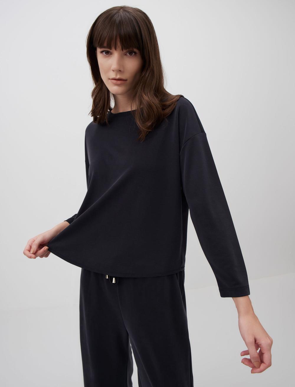 Loose Fit Crew Neck Long Sleeved Comfy Jersey Sweatshirt - 23WSTEPIV2
