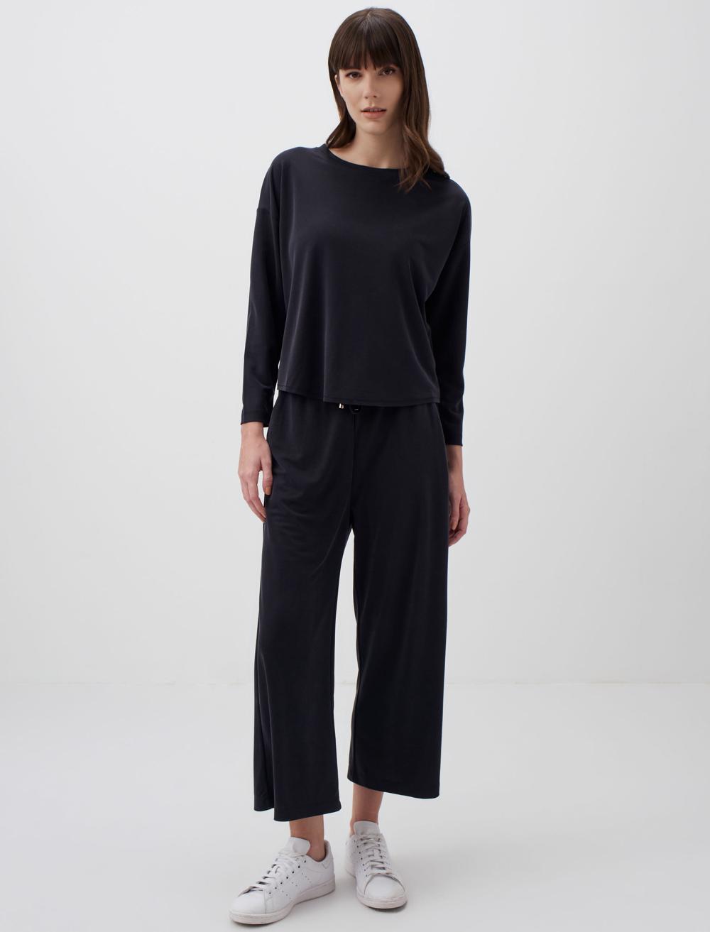 Loose Fit Crew Neck Long Sleeved Comfy Jersey Sweatshirt - Black - 23WSTEPIV2900
