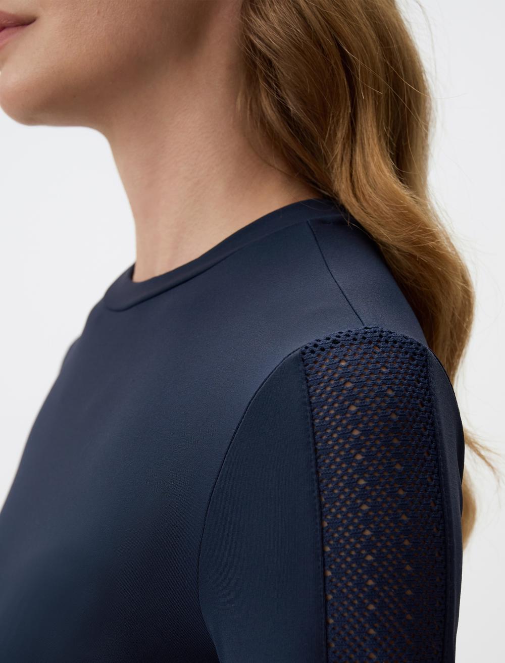Crew Neck Long-Sleeve Blouse - 4WW02070971
