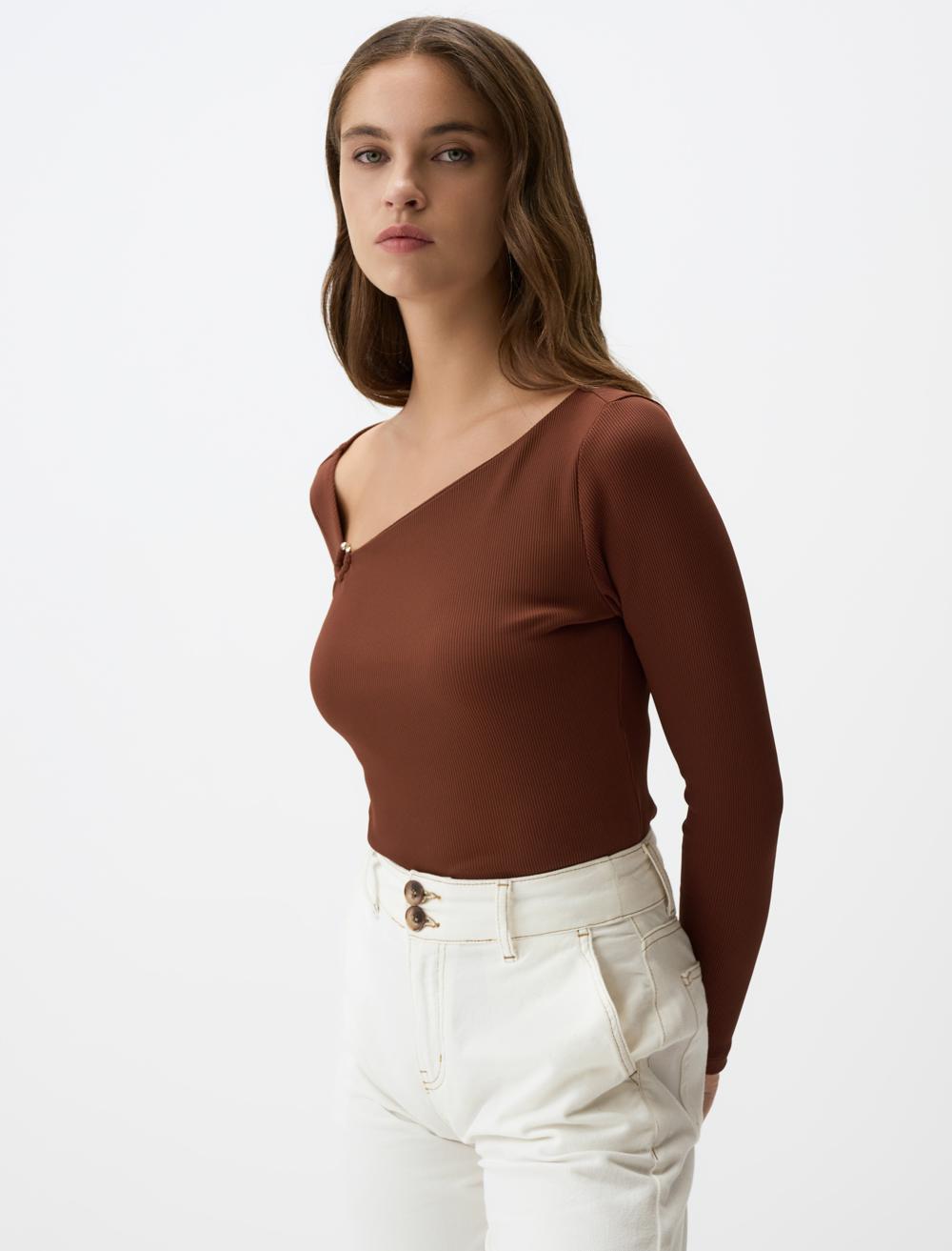 Slim Fit Long-Sleeve Blouse - 4WW02071071