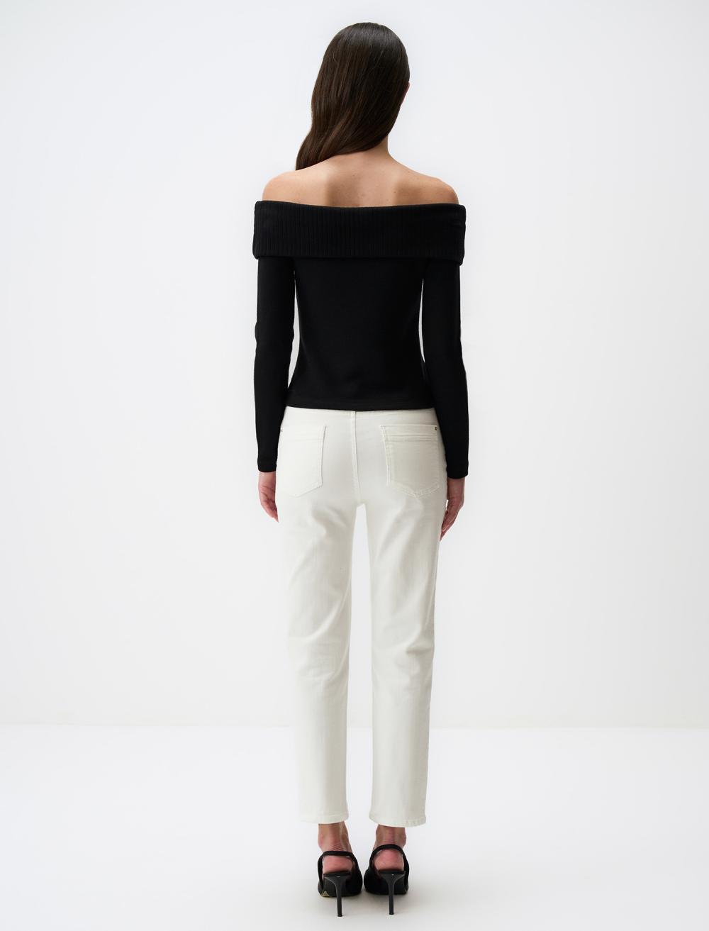 Off-The-Shoulder Blouse - 4WW02071098