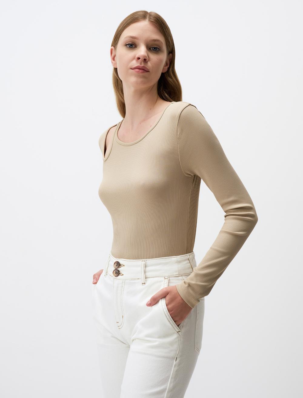 Slim Fit Crew Neck Long-Sleeve Blouse - 4WW02071136