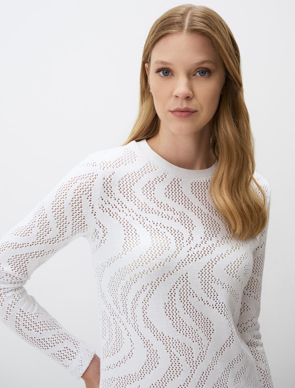 Crew Neck Long-Sleeve Blouse - 4WW071363