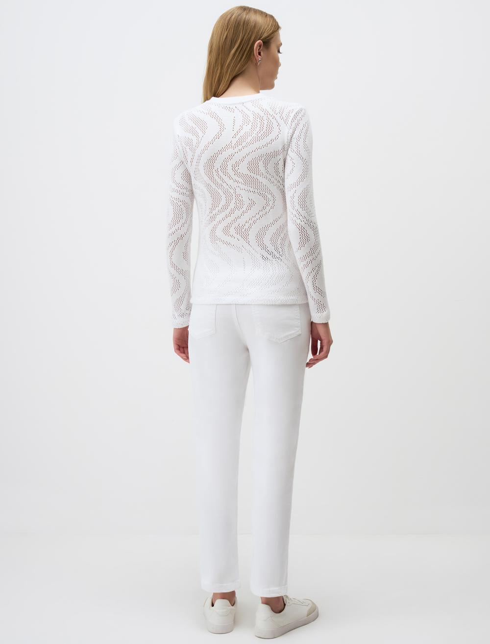 Crew Neck Long-Sleeve Blouse - 4WW071363