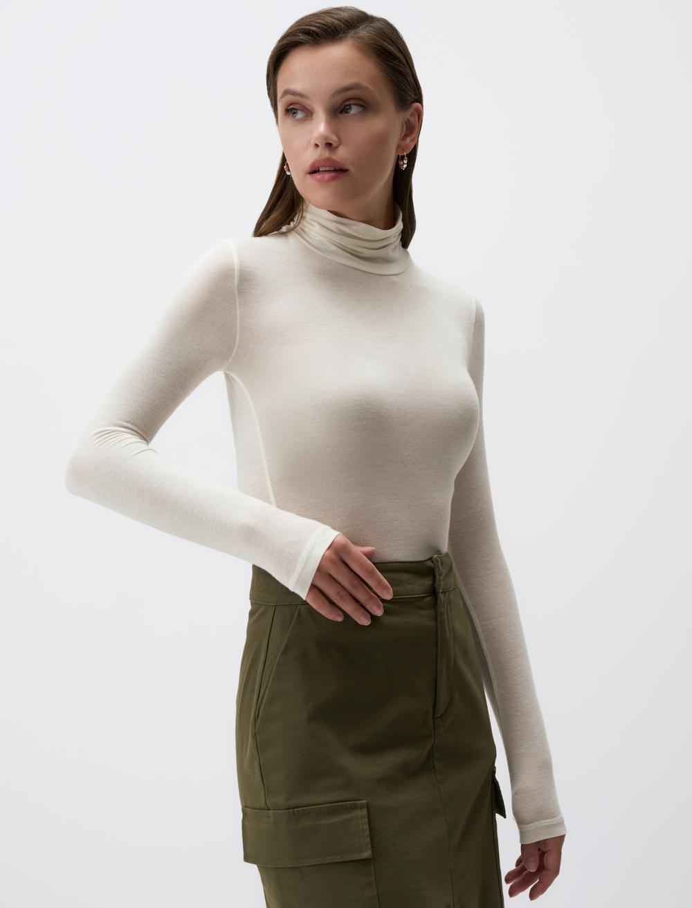 Slim Fit Polo Neck Long-Sleeve Blouse - 4WW071466