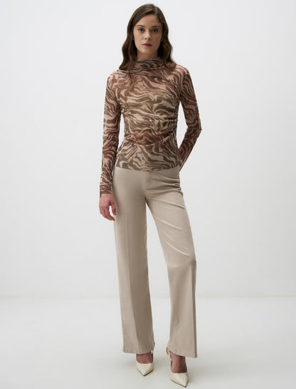 Zero Neck Leopard Print Blouse