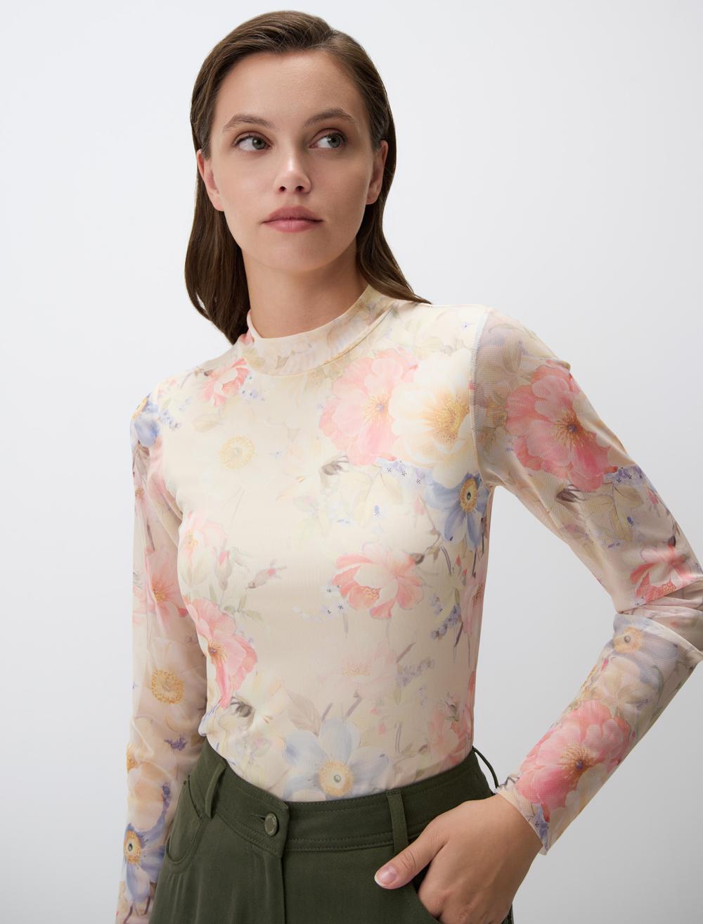 Turtleneck Floral Patterned Knitted Mesh Blouse