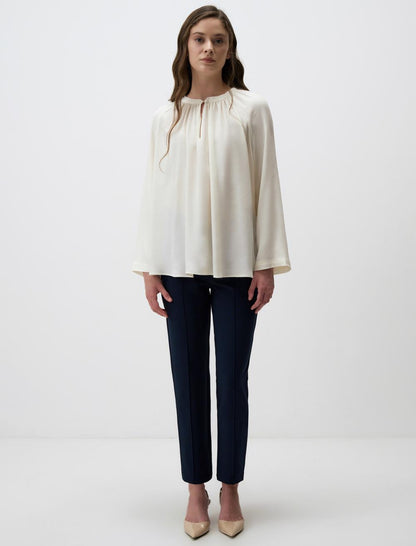 Crew Neck Relaxed Fit Long Sleeve Blouse