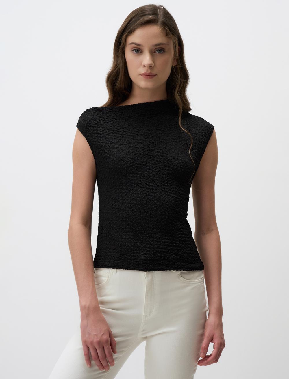 Asymmetric Neckline Slim Fit Sleeveless Knitted Blouse