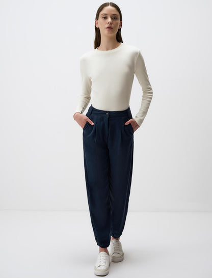 Crew Neck Slim Fit Basic Knitted Blouse