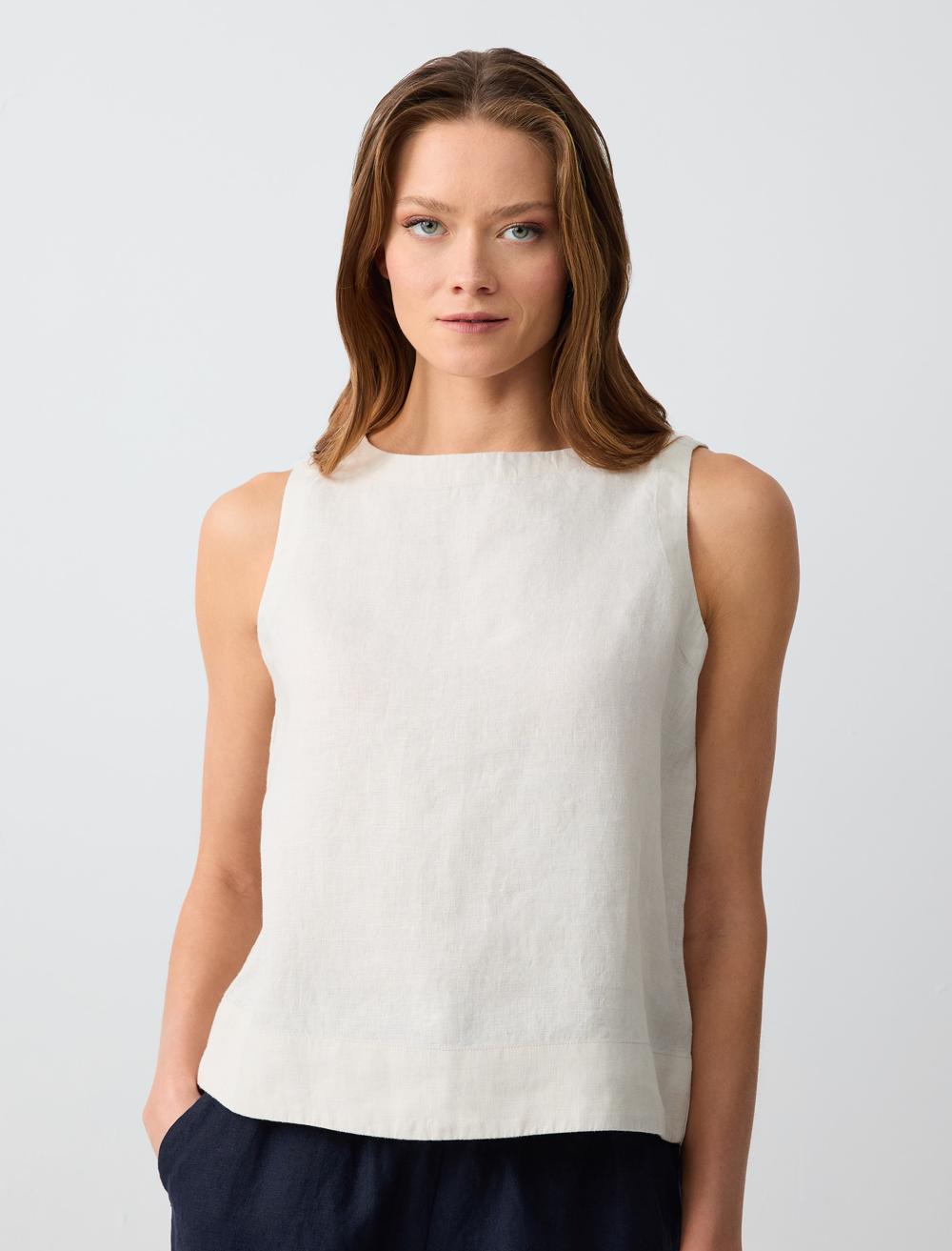 Crew Neck Sleeveless-Sleeve Blouse