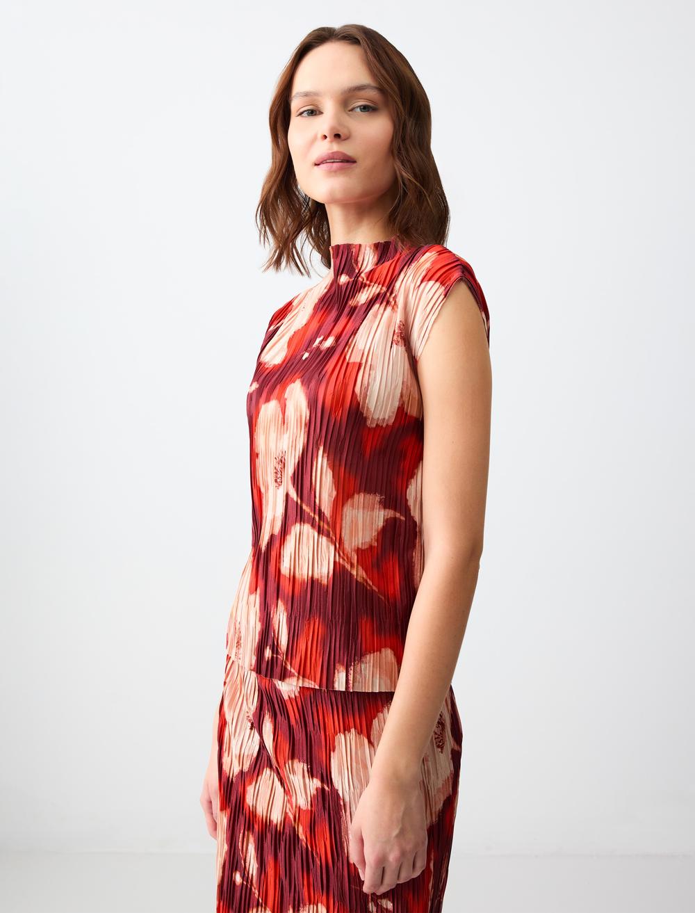 Slim Fit Sleeveless-Sleeve Blouse - Multi-Coloured - 5SW033021976
