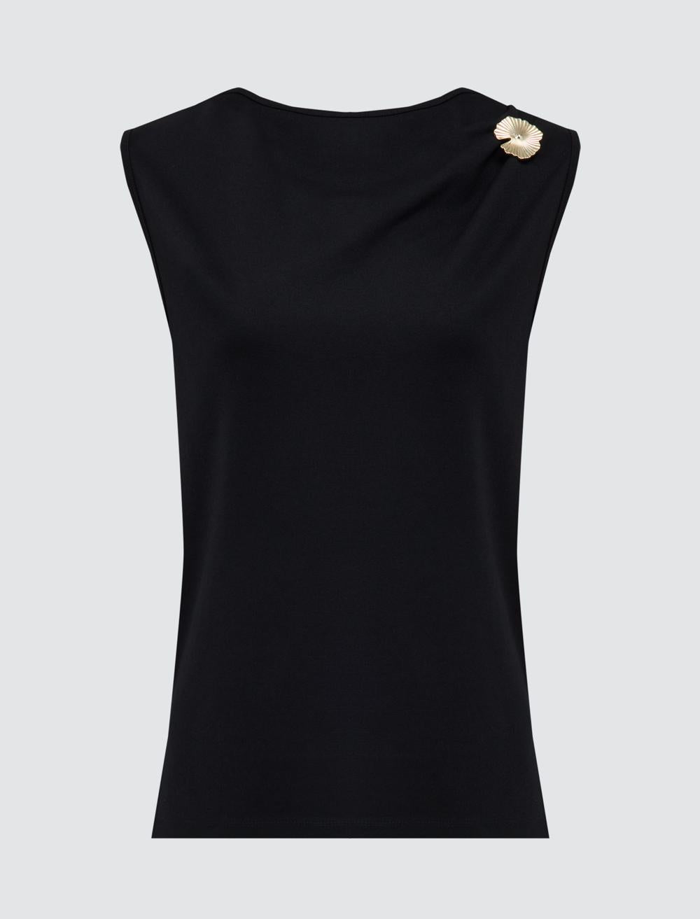 Off-The-Shoulder Sleeveless-Sleeve Blouse - 5SW033220